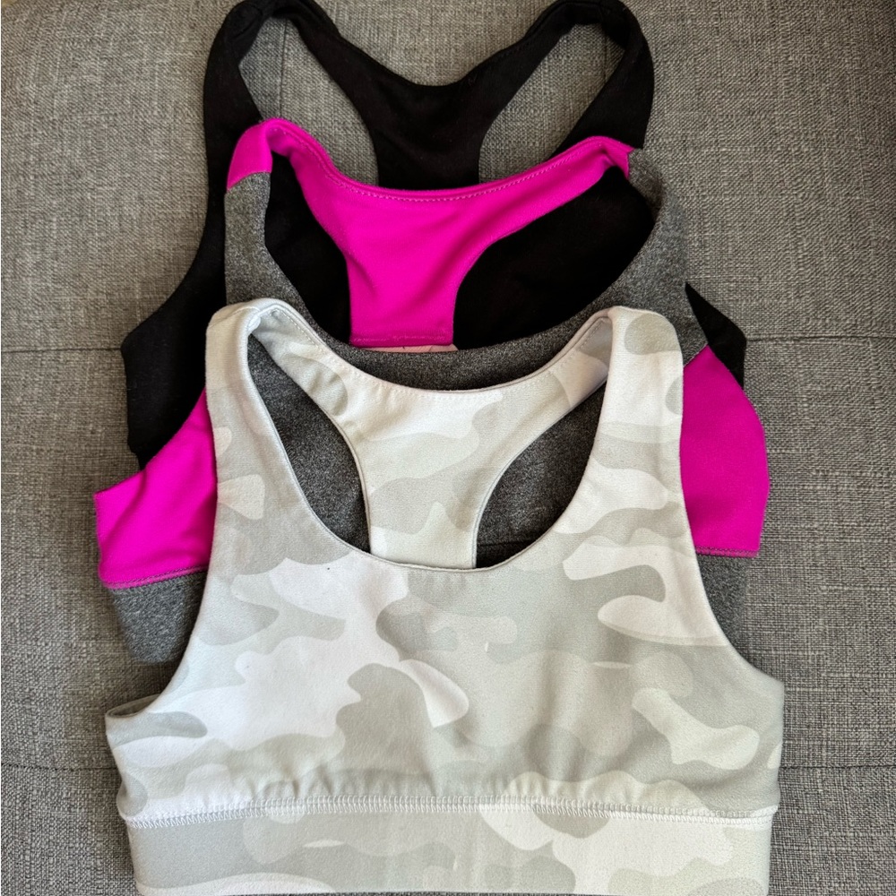 3 DSG kids sports bras size 4/5